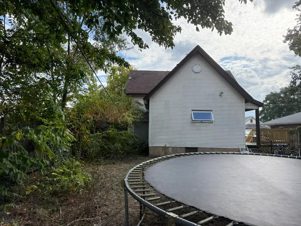 $90,000 | 1732 13th Avenue, Rockford, IL 61104