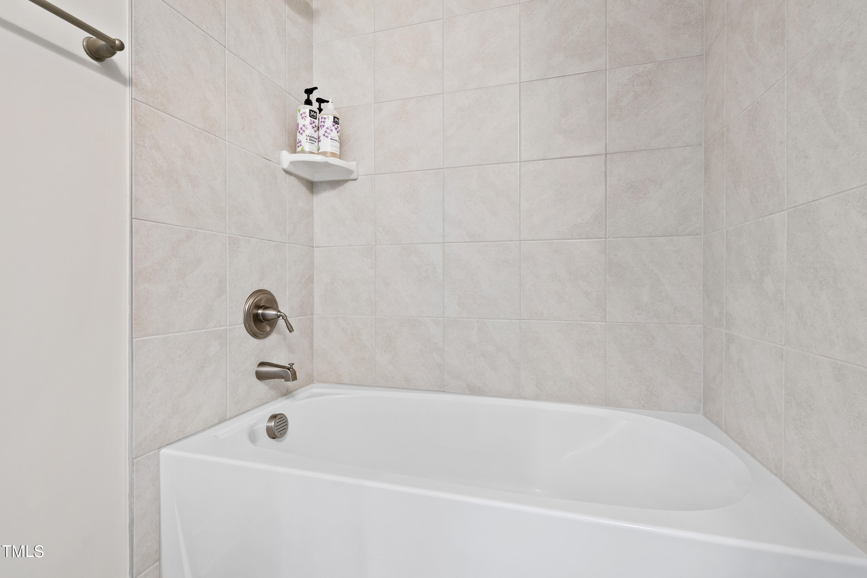 119 Dunloe Loop Raleigh, NC 27603 - Photo 37 of 51 a bathroom with a bathtub