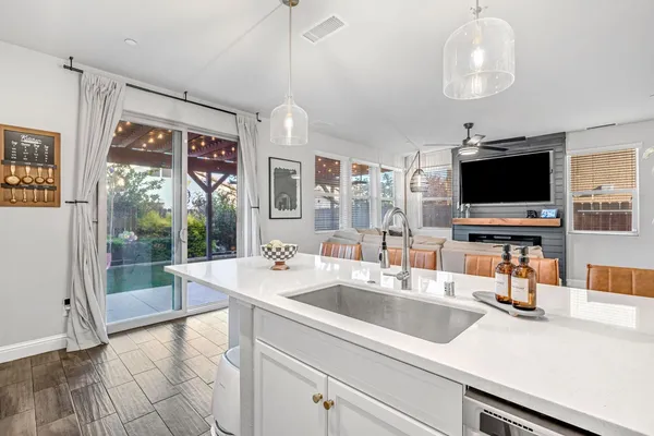 $399,000 | 2760 North Sophie Drive, Fresno, CA 93727