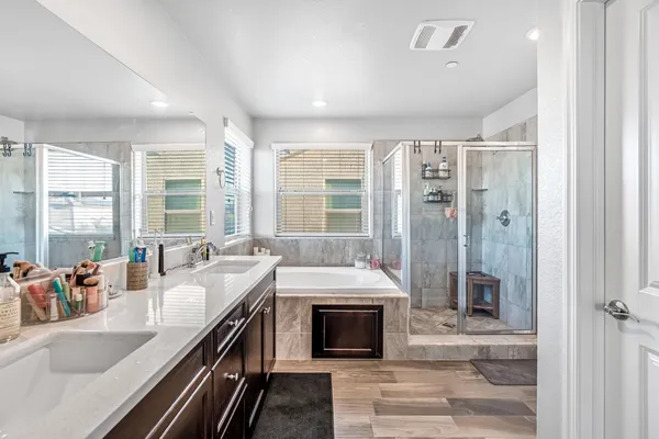 $399,000 | 2760 North Sophie Drive, Fresno, CA 93727
