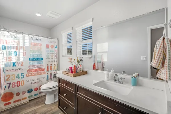 $399,000 | 2760 North Sophie Drive, Fresno, CA 93727