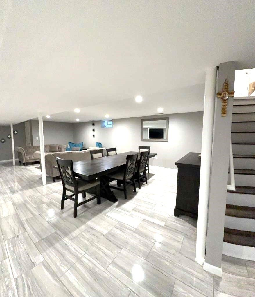 8001 North Elmore Street Niles, IL 60714 - Photo 27 of 34 a view of a dining room with furniture