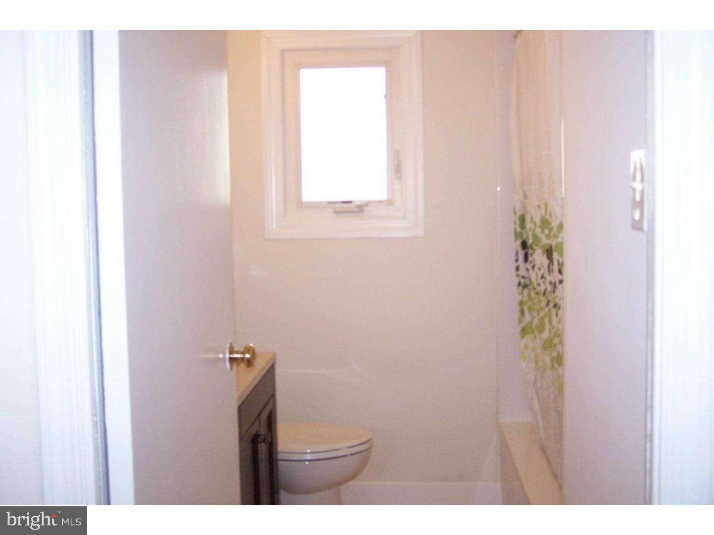 812 Dunbury Road Fairless Hills, PA 19030 - Photo 11 of 19 Bathroom