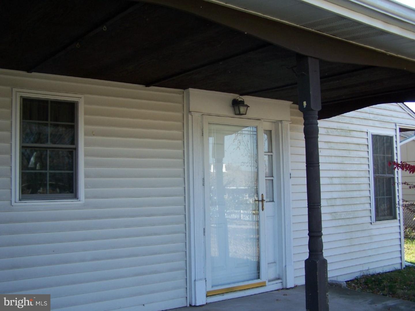 812 Dunbury Road Fairless Hills, PA 19030 - Photo 3 of 19 Porch