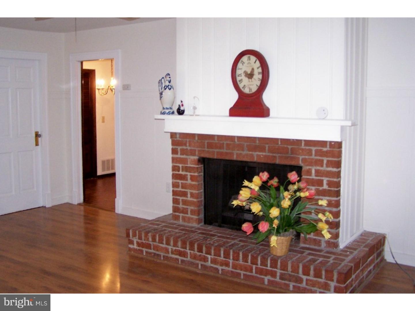 812 Dunbury Road Fairless Hills, PA 19030 - Photo 10 of 19 Fireplace