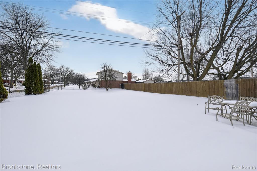 14801 Pennsylvania Road Riverview, MI 48193 - Photo 25 of 30 Gallery Image 25
