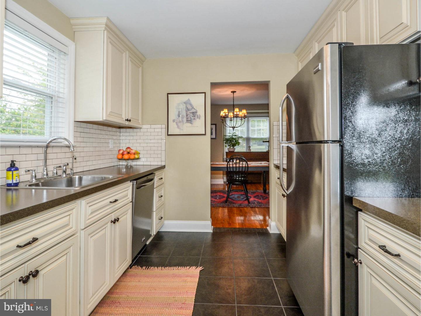 311 Clear Spring Road Lansdale, PA 19446 - Photo 14 of 25 Kitchen