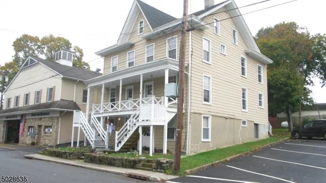 $2,000 | 5 Wells Avenue, Hampton, NJ 08827