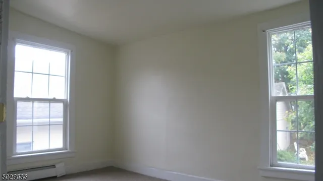 $2,000 | 5 Wells Avenue, Hampton, NJ 08827