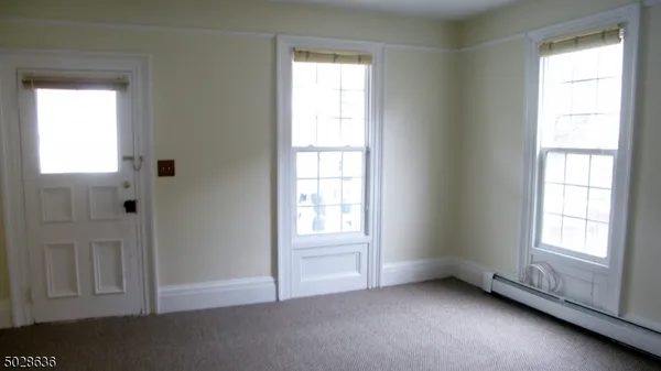 $2,000 | 5 Wells Avenue, Hampton, NJ 08827