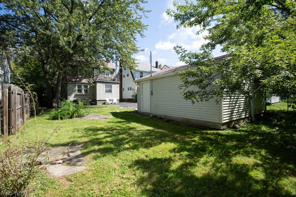 1052 Pembrook Road Cleveland Heights, OH 44121 - Photo 27 of 35 Gallery Image 27