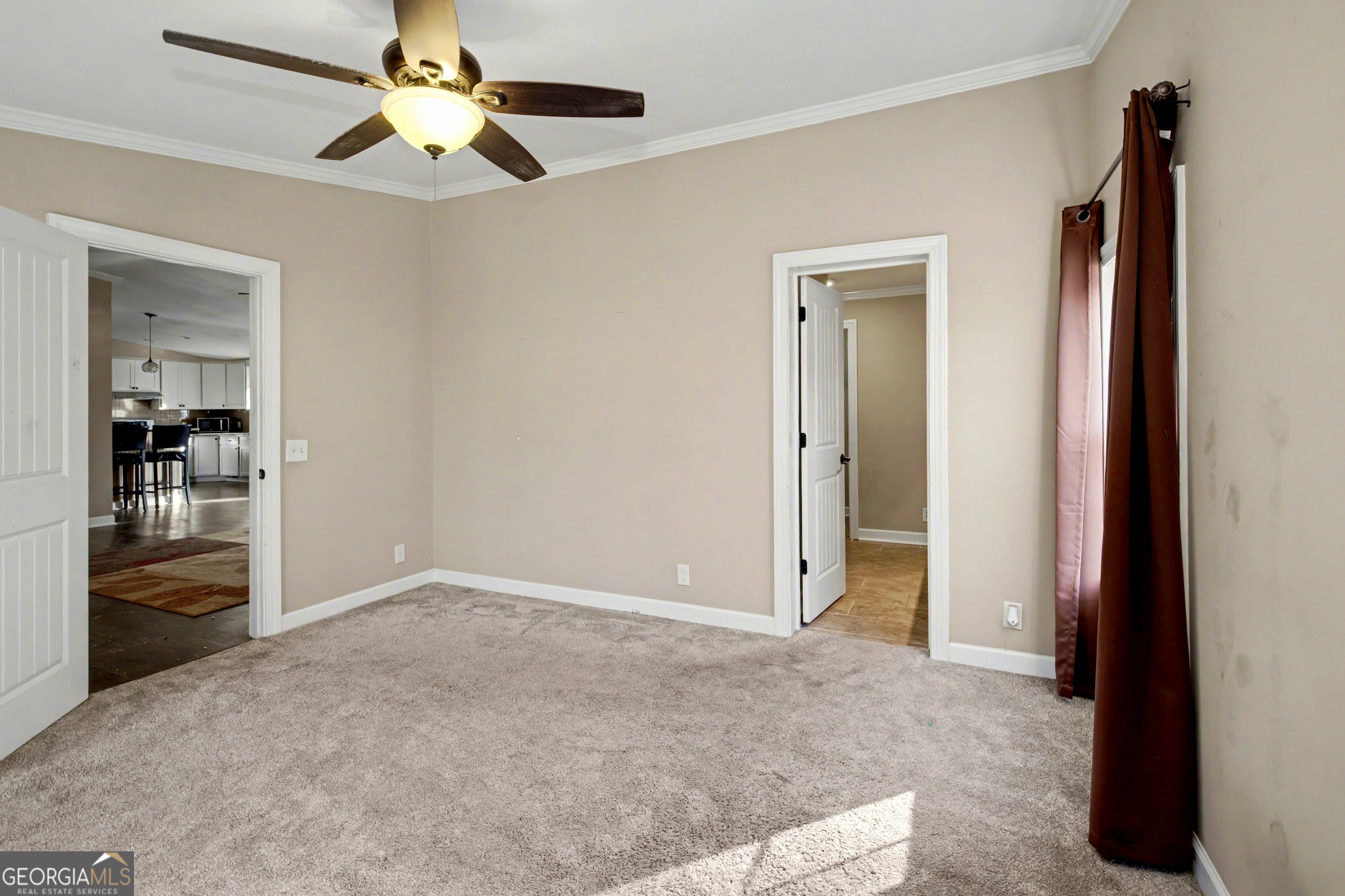 90 Cooksville Road Hogansville, GA 30230 - Photo 20 of 26 wooden floor in an empty room and a bathroom