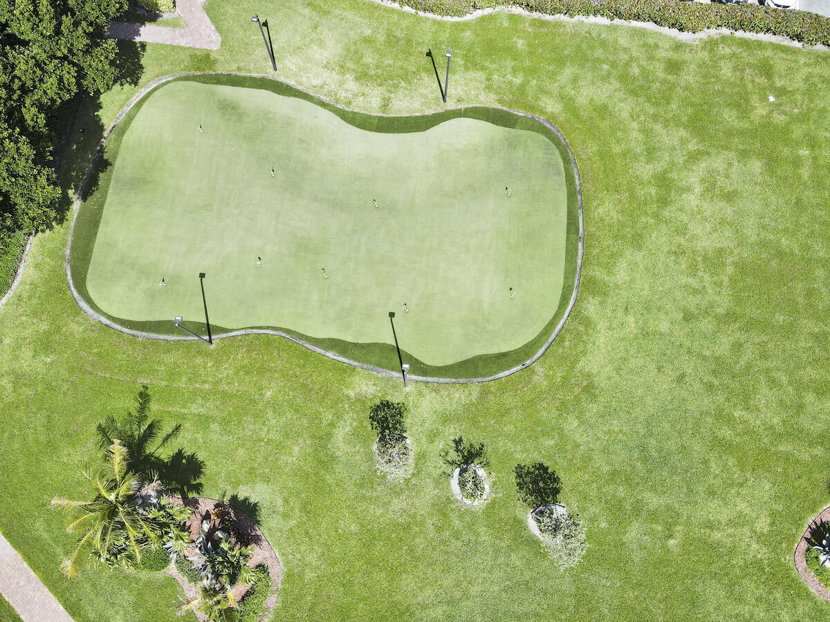 4201 North Ocean Boulevard, Unit 1605 Boca Raton, FL 33431 - Photo 31 of 35 Putting Green