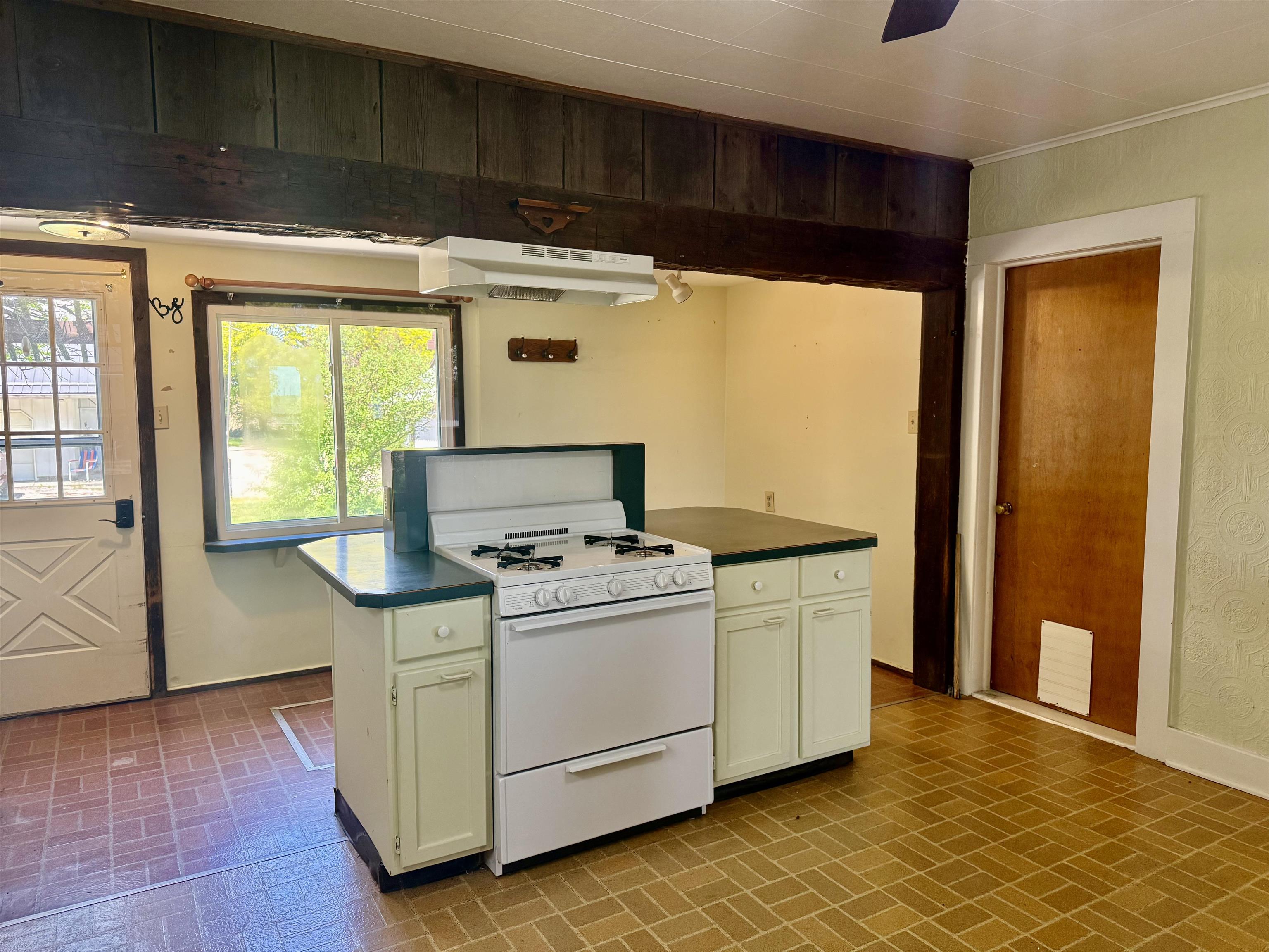 2298 West Hayes Road Ithaca, MI 48847 - Photo 40 of 54