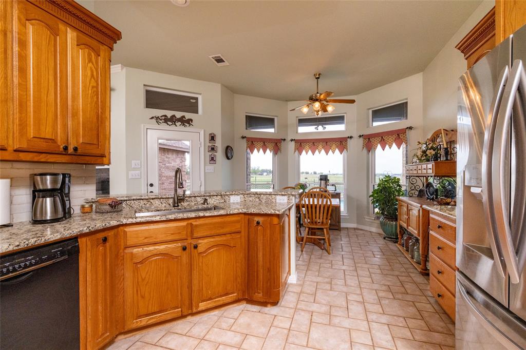 13435 Jackson Road Ponder, TX 76259 - Photo 16 of 40