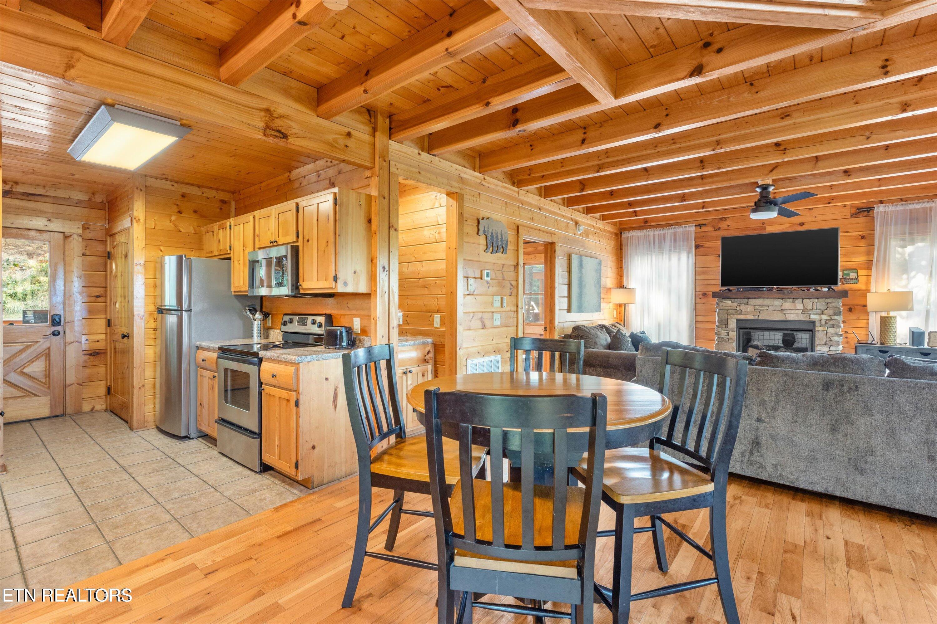 1109 Autumn Path Way Sevierville, TN 37862 - Photo 13 of 44 Dining