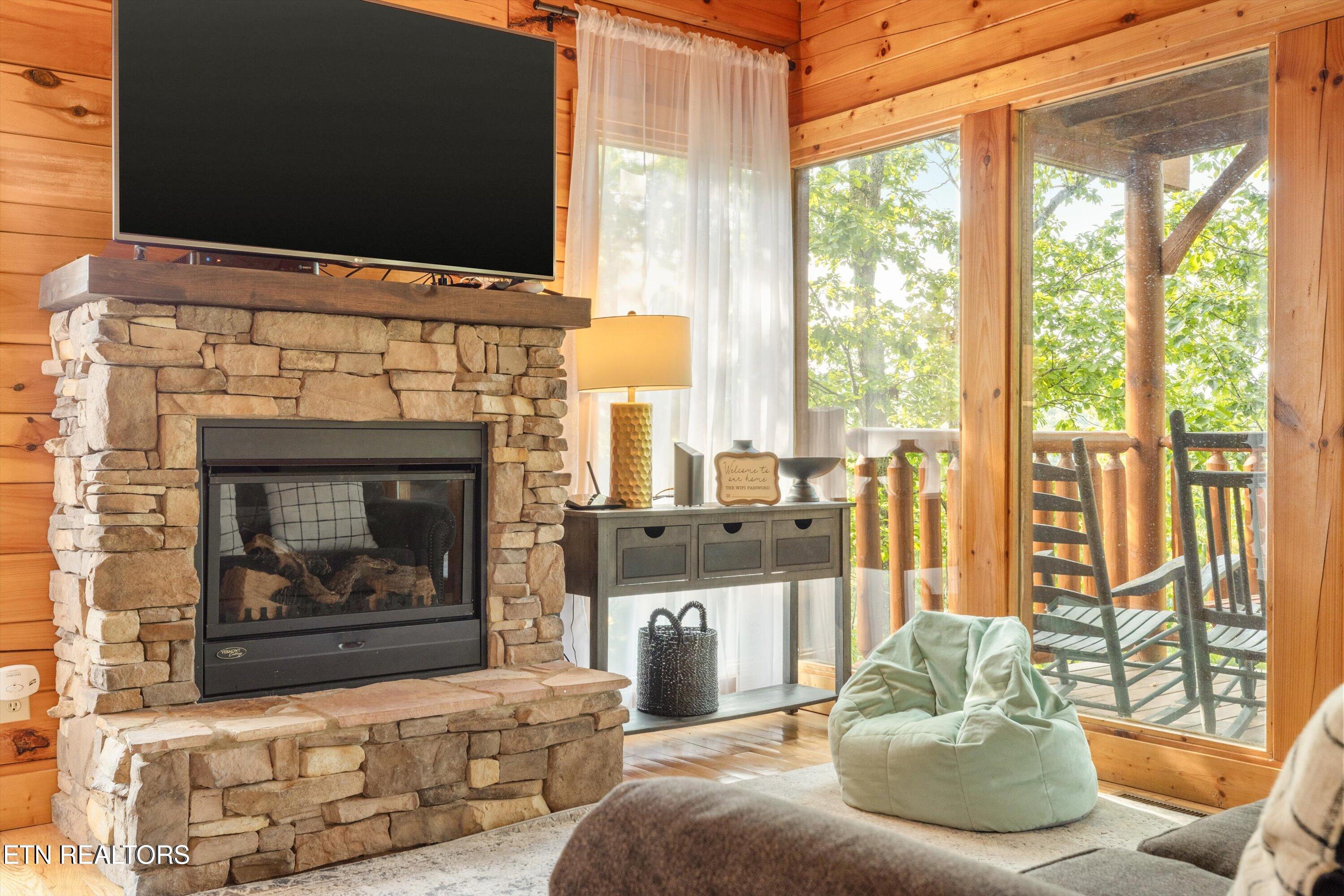 1109 Autumn Path Way Sevierville, TN 37862 - Photo 15 of 44 Living Area