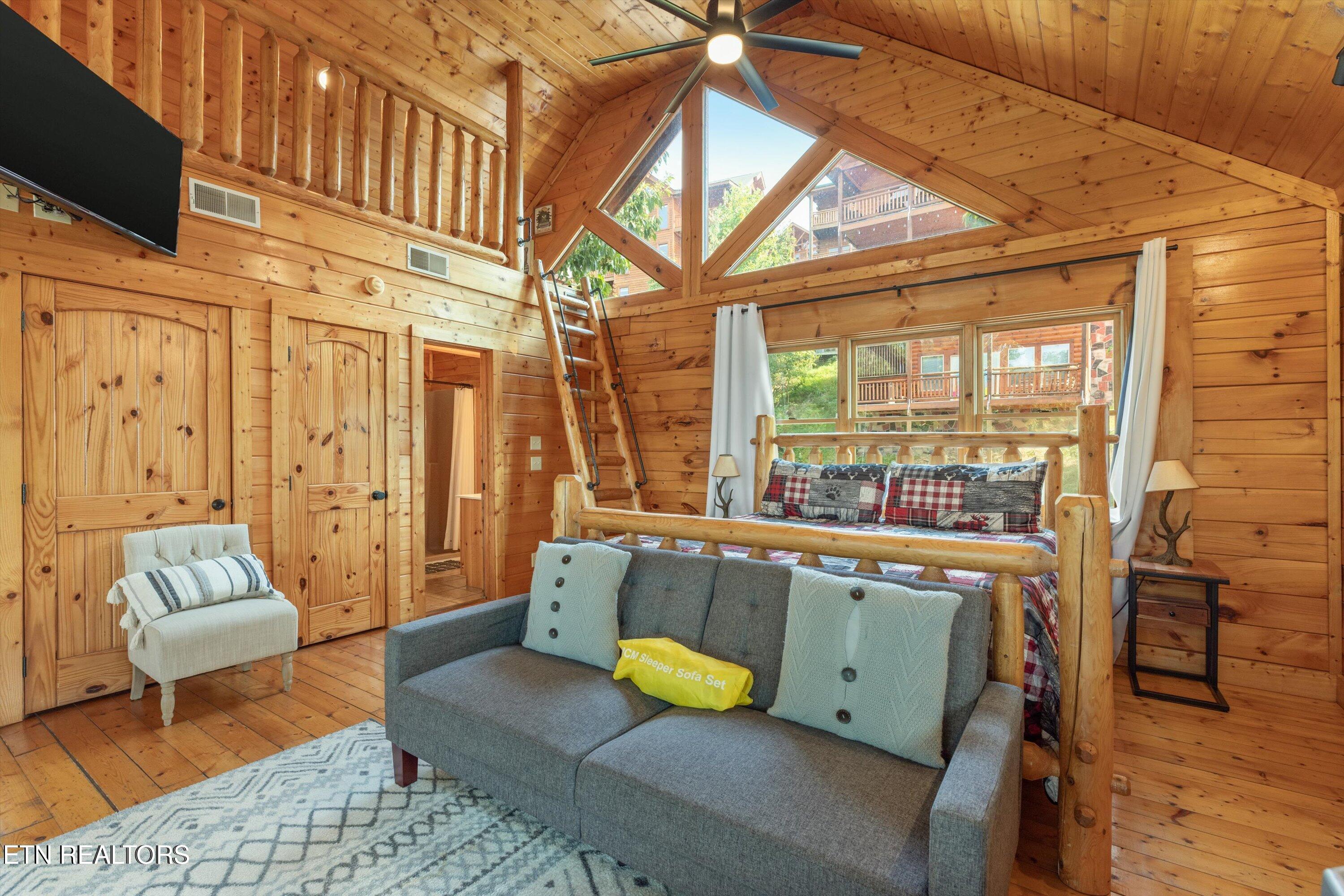 1109 Autumn Path Way Sevierville, TN 37862 - Photo 25 of 44 Bedroom