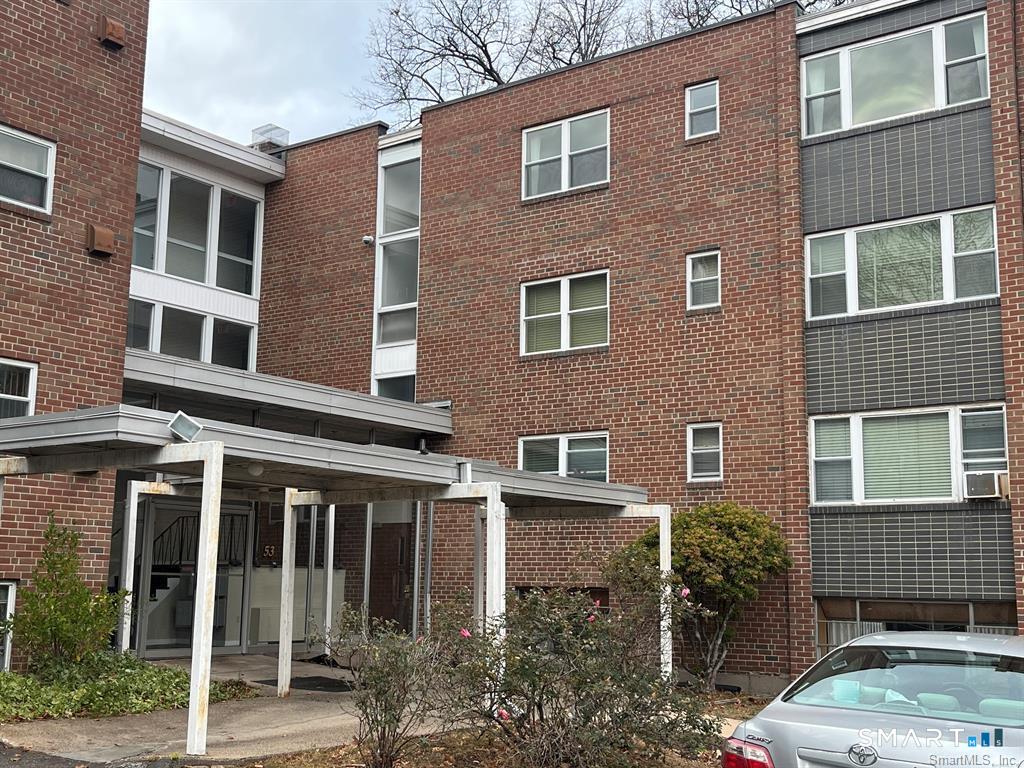 53 Wolcott Hill Road, Unit B17 Wethersfield, CT 06109 - Photo 24 of 25