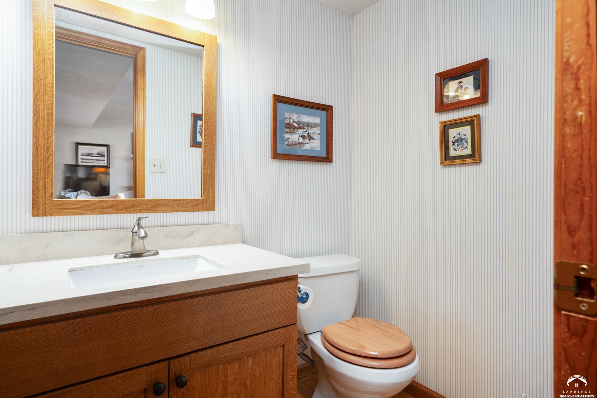 2921 Pebble Lane Lawrence, KS 66047 - Photo 16 of 96