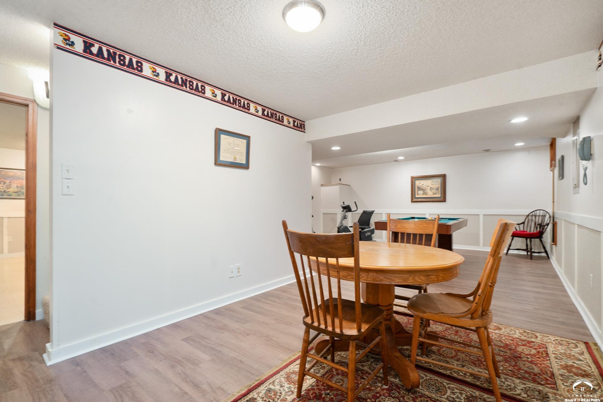 2921 Pebble Lane Lawrence, KS 66047 - Photo 29 of 96