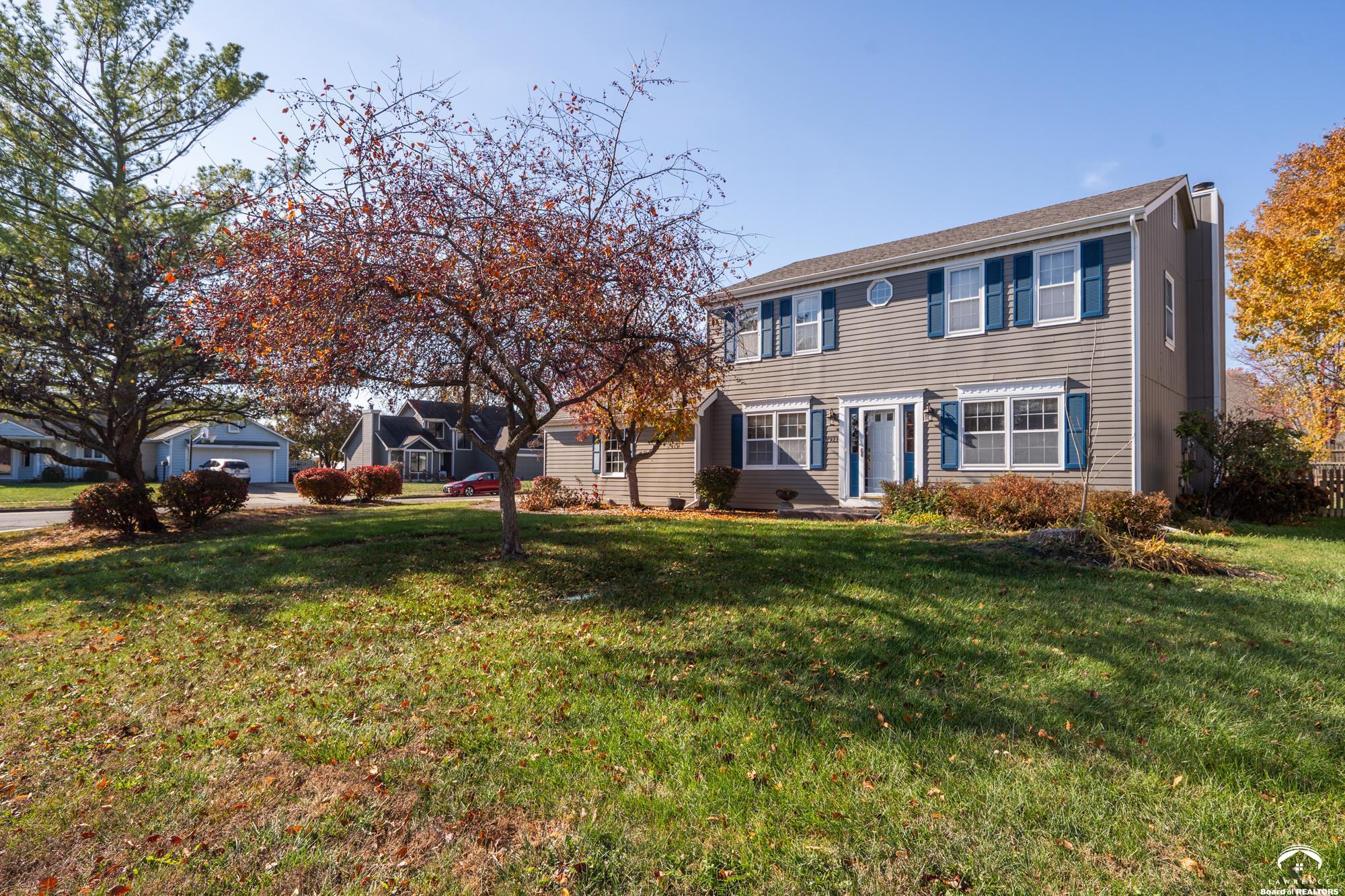 2921 Pebble Lane Lawrence, KS 66047 - Photo 4 of 96