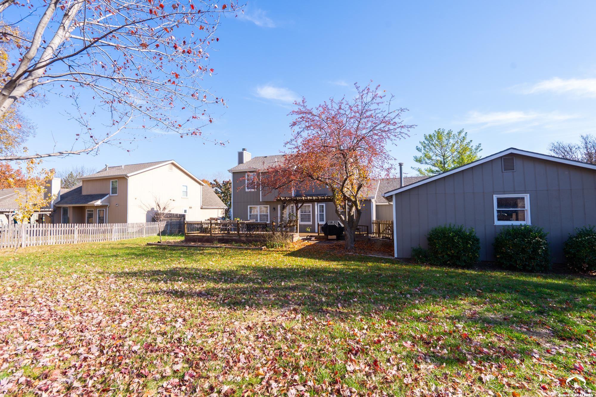 2921 Pebble Lane Lawrence, KS 66047 - Photo 41 of 96