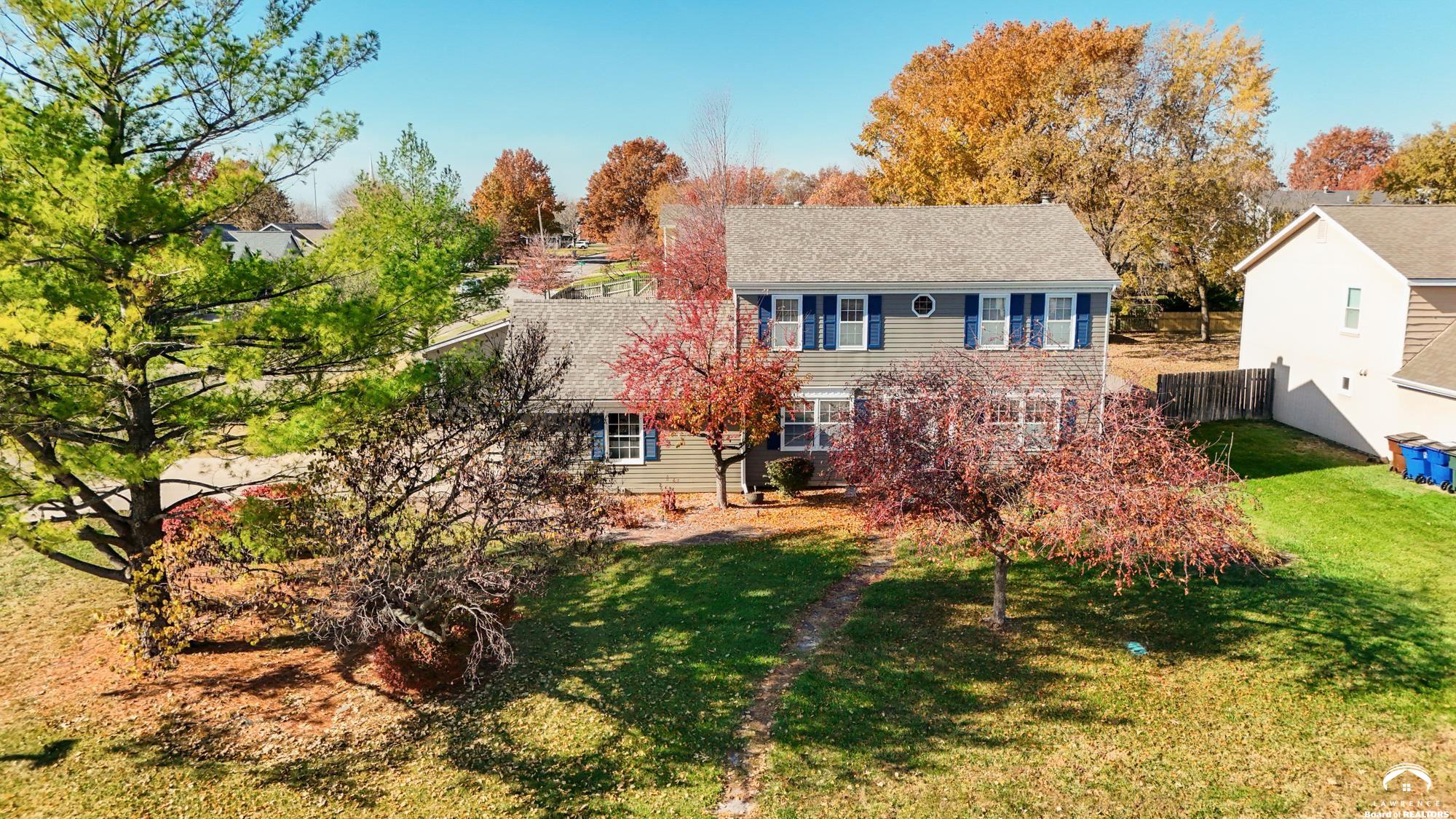 2921 Pebble Lane Lawrence, KS 66047 - Photo 45 of 96