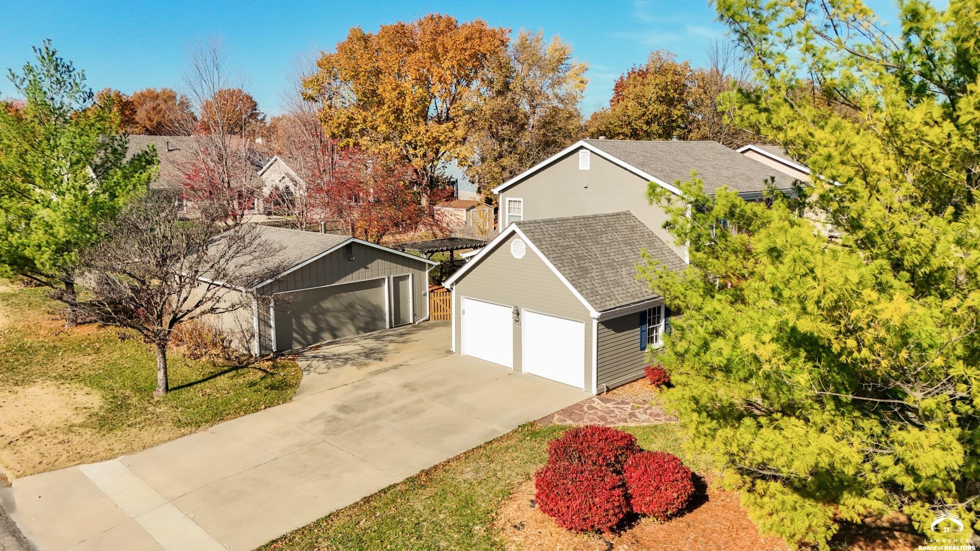 2921 Pebble Lane Lawrence, KS 66047 - Photo 47 of 96