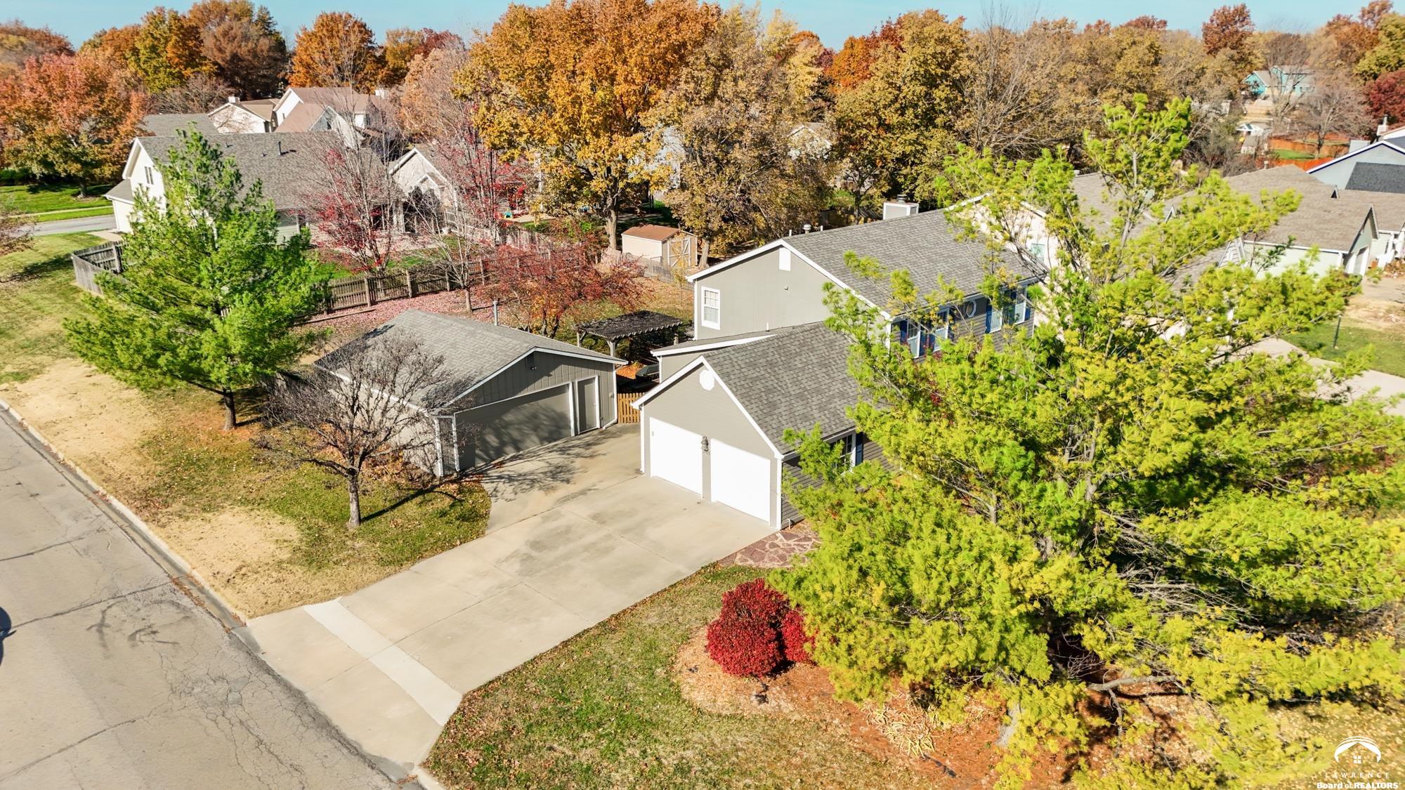 2921 Pebble Lane Lawrence, KS 66047 - Photo 48 of 96
