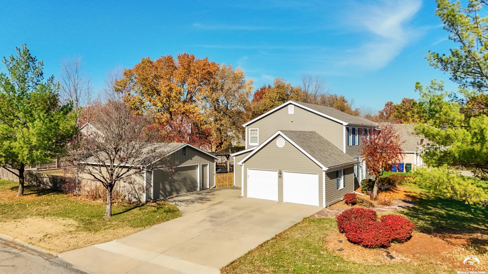 2921 Pebble Lane Lawrence, KS 66047 - Photo 50 of 96