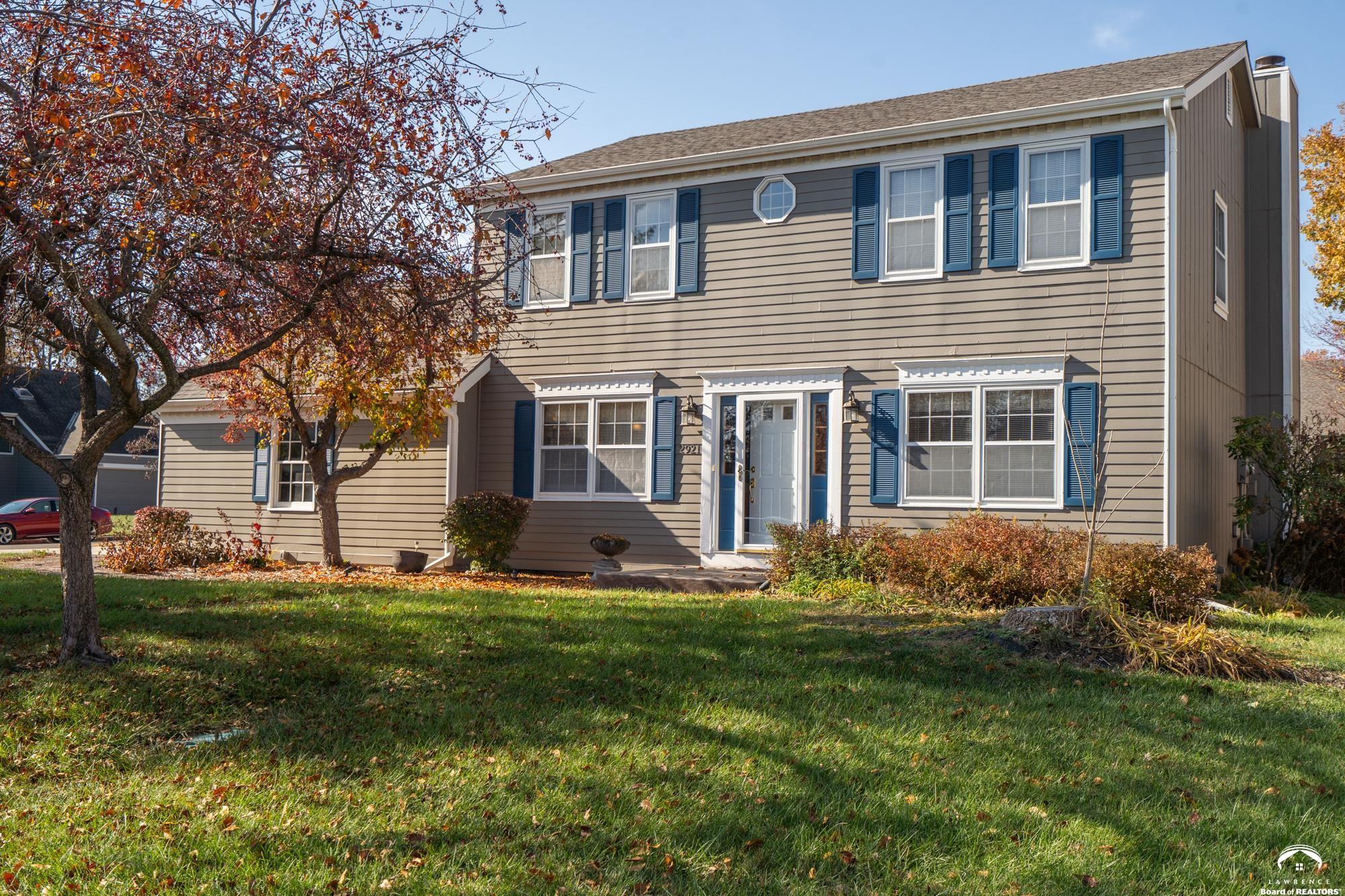 2921 Pebble Lane Lawrence, KS 66047 - Photo 5 of 96