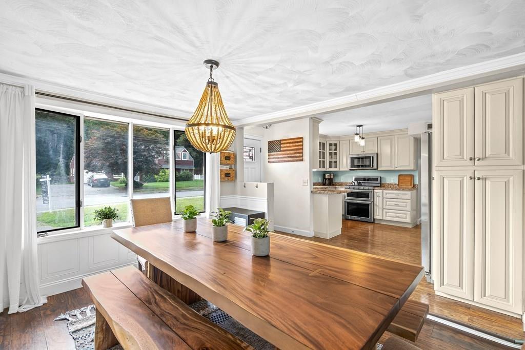 23 Porter Road Natick, MA 01760 - Photo 5 of 17