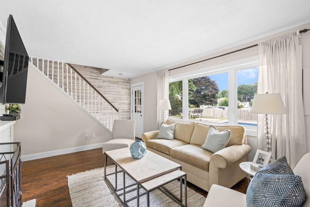 23 Porter Road Natick, MA 01760 - Photo 6 of 17