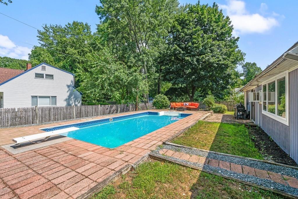 23 Porter Road Natick, MA 01760 - Photo 7 of 17