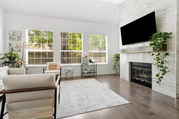 $619,000 | 55 Terraglen Drive, Spring, TX 77382