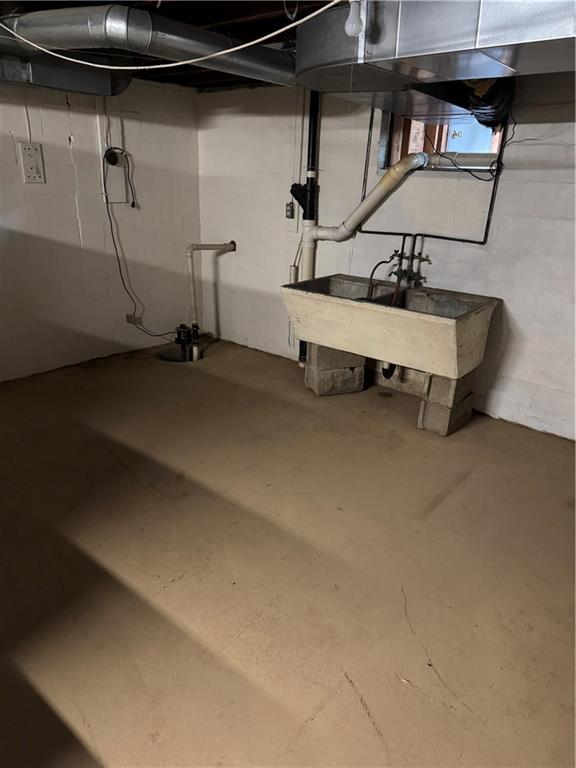 595 South 4th Street Indiana, PA 15701 - Photo 8 of 23