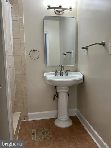 $3,000 | 7925 Ashboro Drive, Alexandria, VA 22309