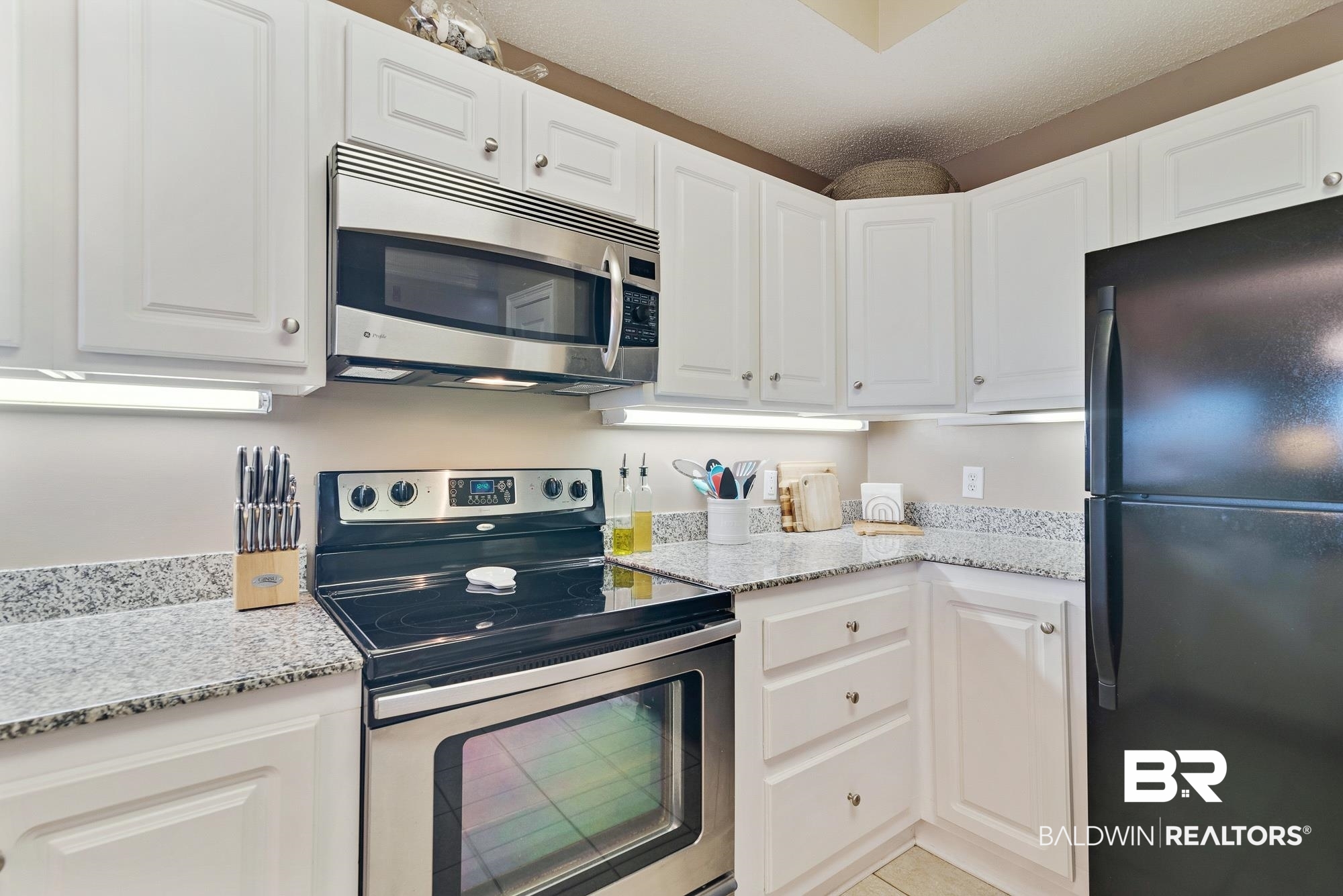 27282 Canal Road, Unit 105 Orange Beach, AL 36561 - Photo 15 of 43 Ample Counter Space