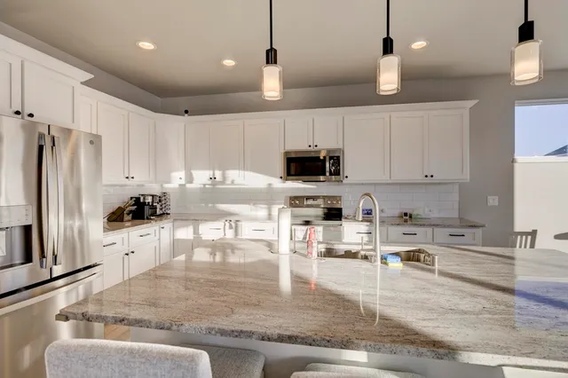 $679,900 | 9635 Tawny Acorn Drive, Verona, WI 53593