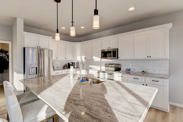 $679,900 | 9635 Tawny Acorn Drive, Verona, WI 53593