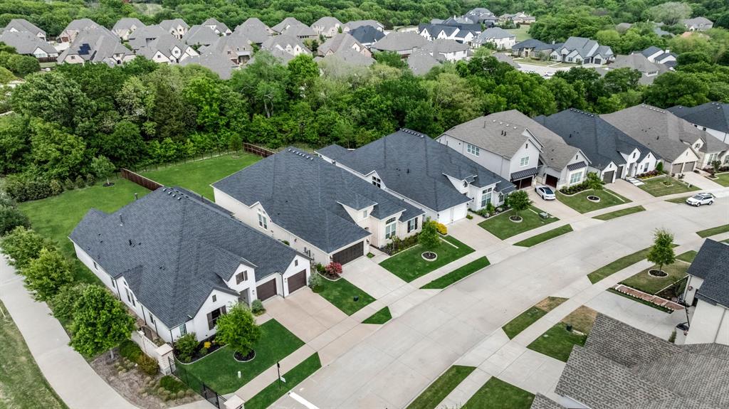 6252 Rocca Valle Drive McKinney, TX 75071 - Photo 2 of 37