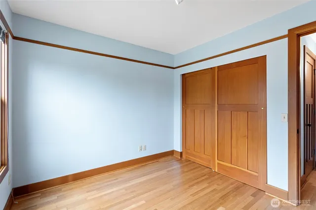 $915,000 | 7400 32nd Avenue Northwest, Seattle, WA 98117