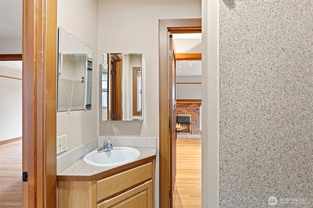 $915,000 | 7400 32nd Avenue Northwest, Seattle, WA 98117