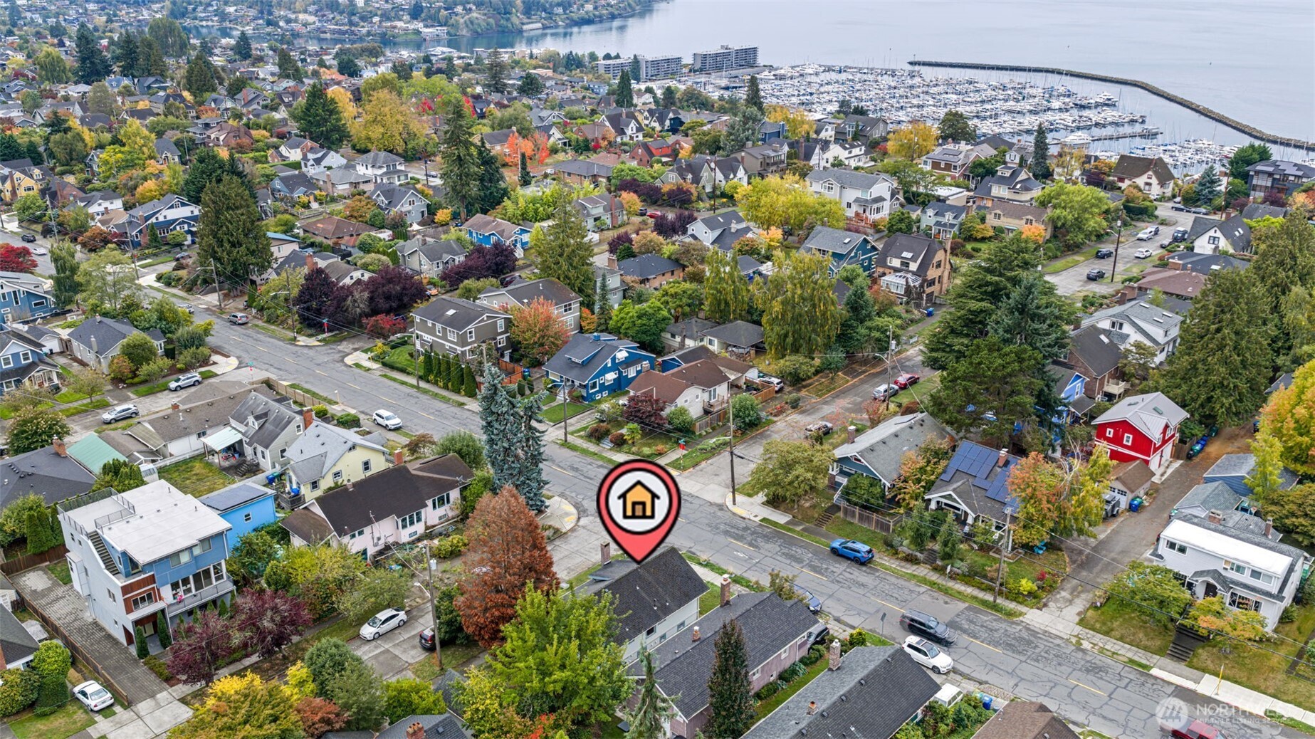 7400 32nd Avenue Northwest Seattle, WA 98117 - Photo 2 of 25