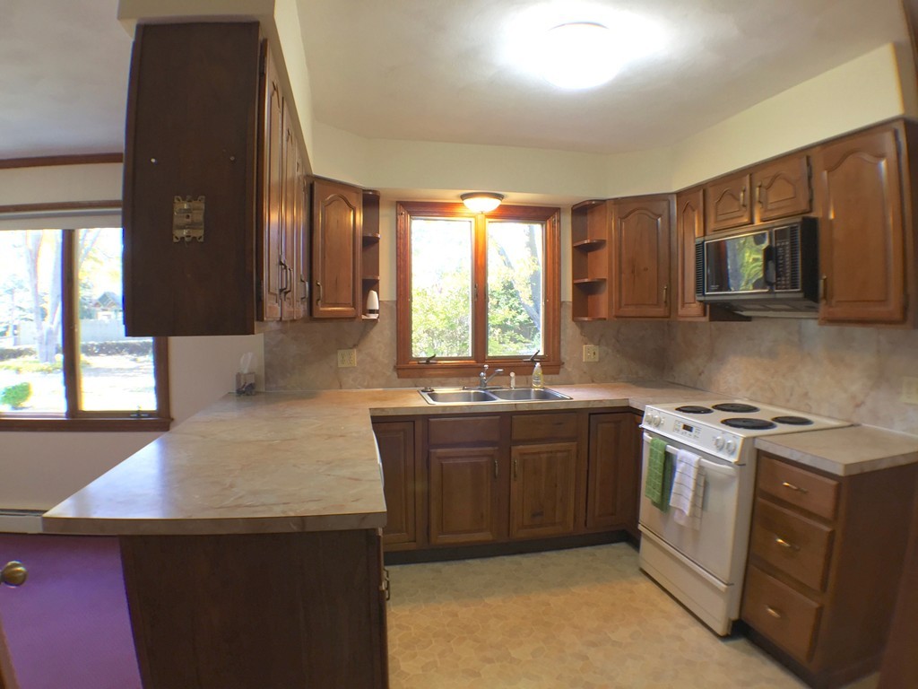 1 Heritage Road Bristol, RI 02809 - Photo 5 of 20 Gallery Image 5