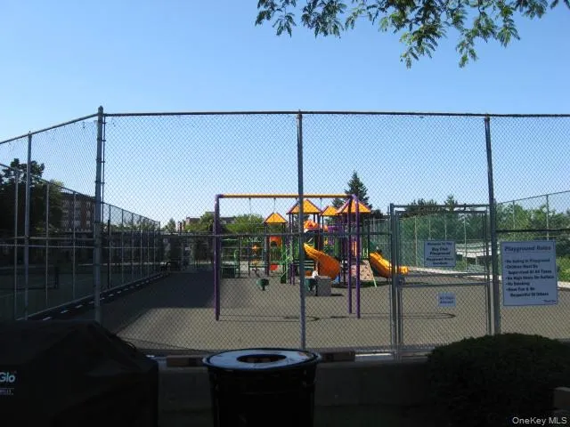 $3,300 | 2 Bay Club Drive, Unit 17Z1 | Bay Terrace