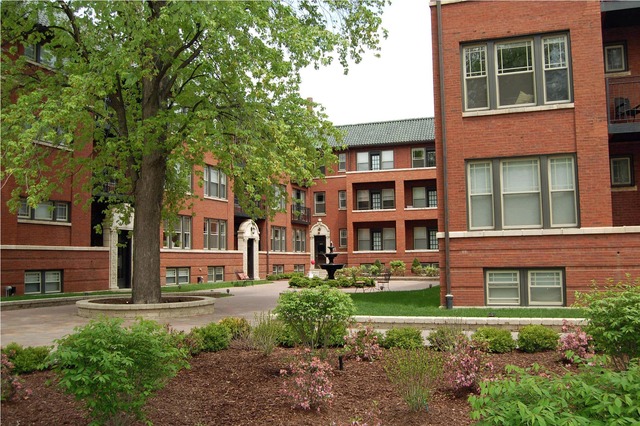 4613 North Dover Street, Unit 3S Chicago, IL 60640 - Photo 1 of 11