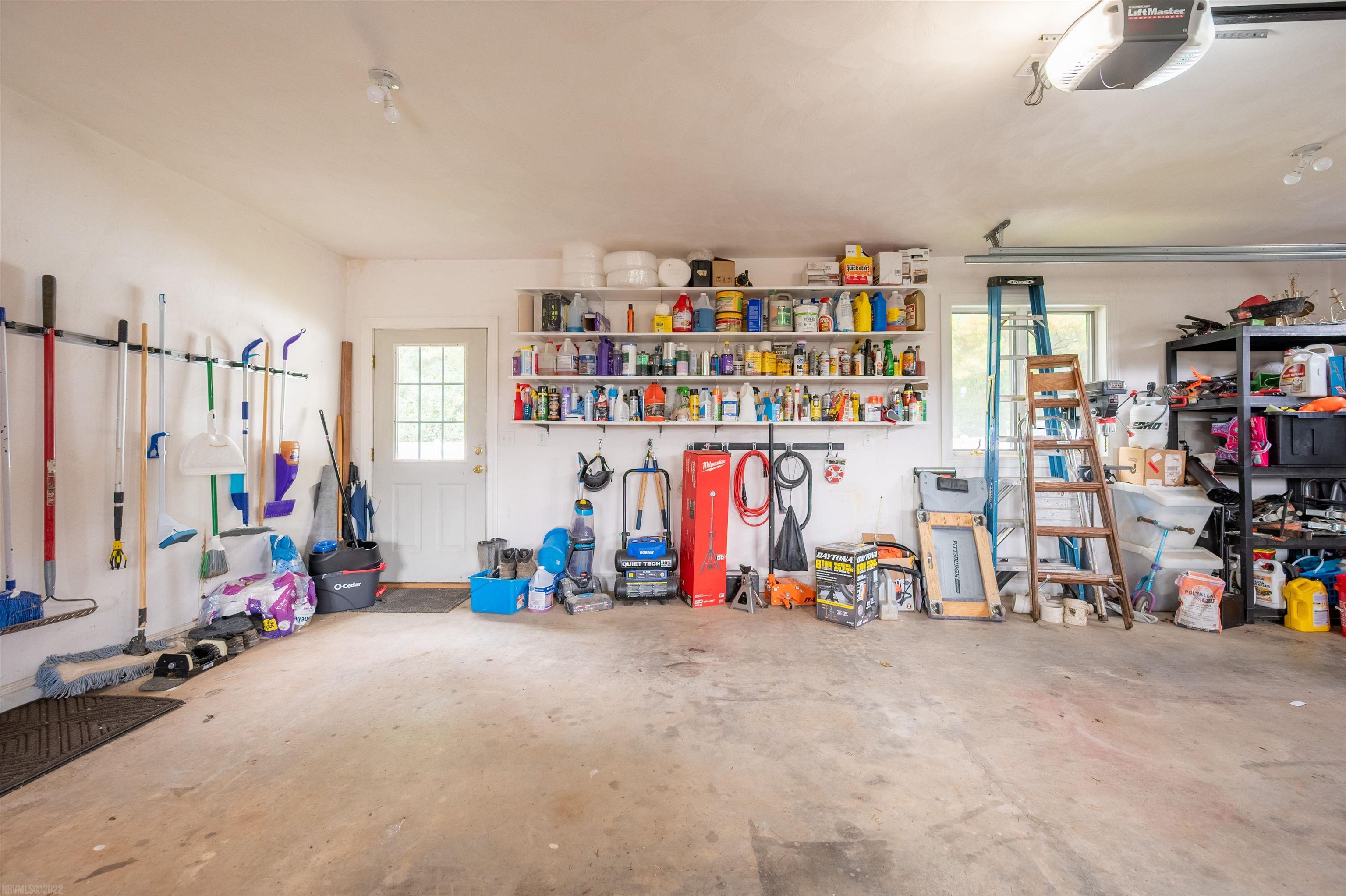 3238 North Fork Road Elliston, VA 24087 - Photo 14 of 61 Gallery Image 14