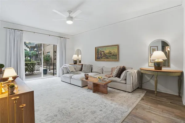 $219,500 | 4442 Harlanwood Drive, Unit 116, Fort Worth, TX 76109